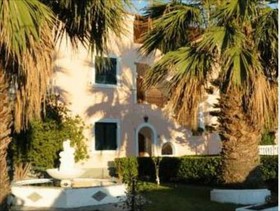 Eriva Hotel