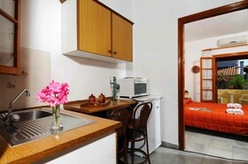 Harris Apartments