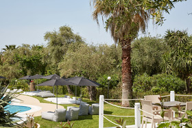 Mr & Mrs White Corfu