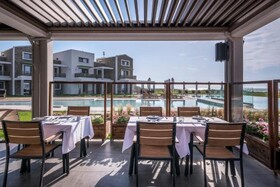 Thalassa Suites
