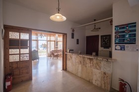 Ananias Hotel