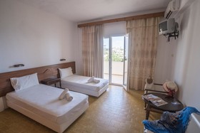 Ananias Hotel