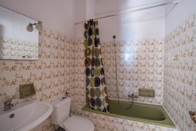 Ananias Hotel