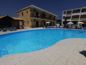Ananias Hotel