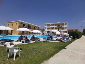Ananias Hotel