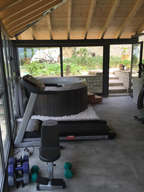 Irene Wellness Spot Apartments
