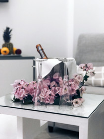 Bruskos Hotel & Suites