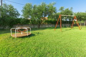 Bruskos Hotel & Suites