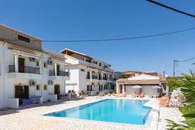 Dora Pool Studios by Konnect