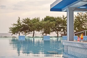 Sandy Villas Resort