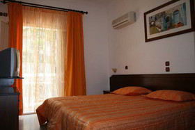 Marina Apartments & Studios