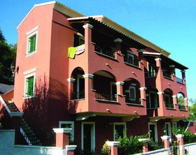 Niouris Apartments
