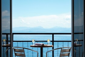 Canvas by Mitsis Belvedere