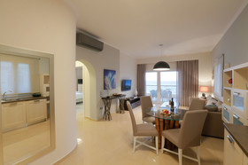 Pictures Suites