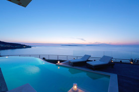 Pictures Suites