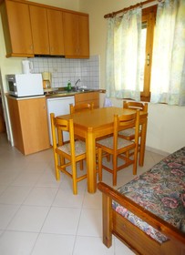 Dionysos Apartments