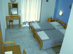 Kantas Beachfront Studios