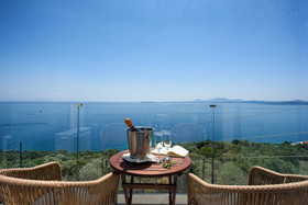Golden Mare Barbati Hotel