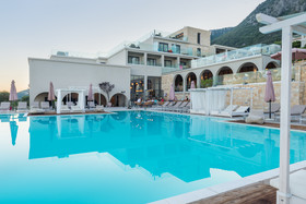 Golden Mare Barbati Hotel