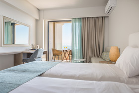 Golden Mare Barbati Hotel