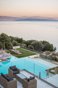 Golden Mare Barbati Hotel