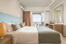 Golden Mare Barbati Hotel