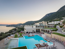 Golden Mare Barbati Hotel