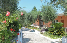 Passas Mare Apartments & Studios