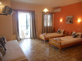 Elli Marina Studios & Apartments