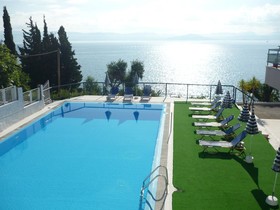 Siora Leni Contemporary Filoxenia