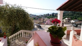 Roza Studios