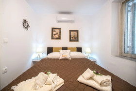 House Loukia by CorfuEscapes