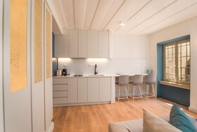 Liston Boutique Suites By CorfuEscapes