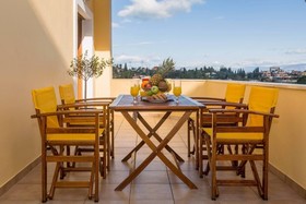 Louisa's Summer House