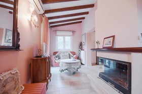 Villa Ellania