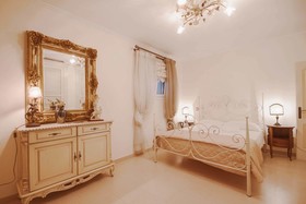Villa Ellania