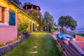 Villa Melolia