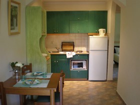 Kaloudis Apartments & Studios