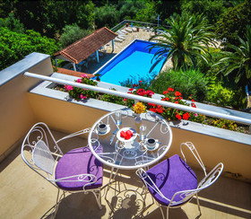 La Calma Hotel
