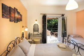 Marilena Apartments & Studios