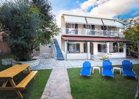 Marilena Apartments & Studios