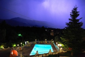 Victoria Hill Hotel