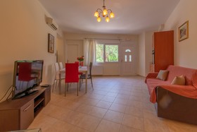 Villa Rosa 2