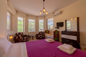 Villa Rosa 2