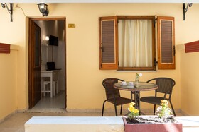 Wilde Rose Hotel