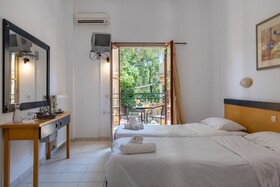 Wilde Rose Hotel