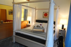 Ithea Suites Hotel