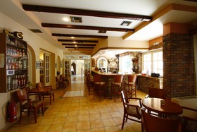 Bintzan Inn