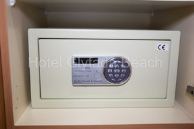 Glyfada Beach Hotel