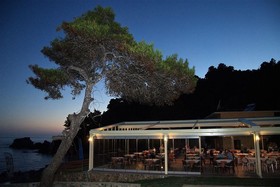 Glyfada Beach Hotel